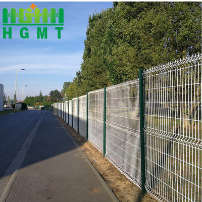 Highway Safety Hot Dipped Galvanized Rust-proof 3D Fence Panel With Post
