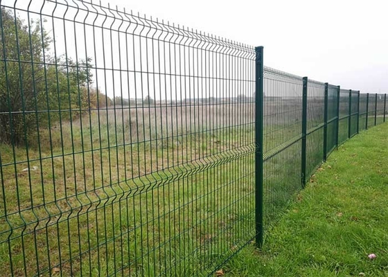 Zinc Plated RAL9005 V Mesh Security Fencing For Villadom Courtyard