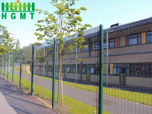 2135mm 1270mm High Powder Coated Anti Cut Anti Climb Fence For School