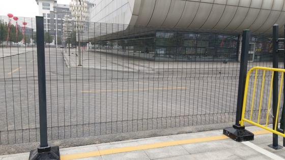 358 Dense Small Hole Wire Mesh Fence PVC Coated Crimped Technique Anti-Climbing Isolation Net