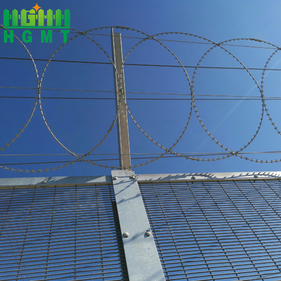 Easily Assembled 358 Mesh Fencing High Quality Anti Climbing Security With Spikes
