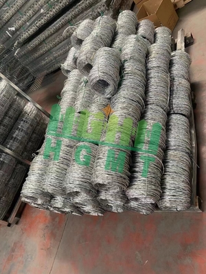 Hot Dipped Galvanized Cyclone Wire Mesh Fencing 8 Ft Roll Pvc For Philippines