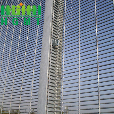 High Visibility Clear View Airport Security Fence galvanized 358 Panels For Security And Anti Climb Prison Factory