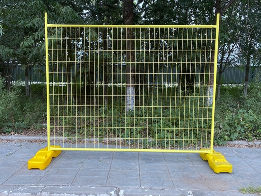 2.1m*2.4m Australia Standard Temporary Fence Panel With Injection Plastic Feet