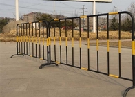 Wide 2500m Metal Crowd Control Barriers Retractable Pedestrian Barriers