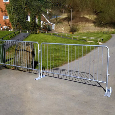 Metal Pedestrian Used Crowd Control Barrier For Road Safety