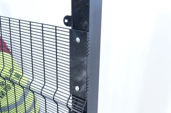 Easily Assembled Anti Climbing 358 Security Fence With Spikes