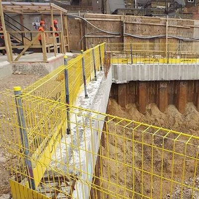 Easy-Install Edge Protection Barrier With Tool-Free Assembly For Quick Setup