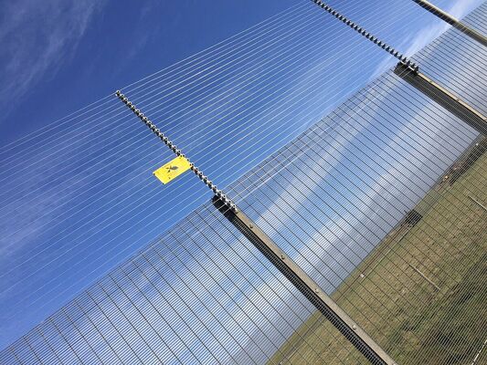 All Season Electric Security Fence Low Upkeep Anti Corrosion