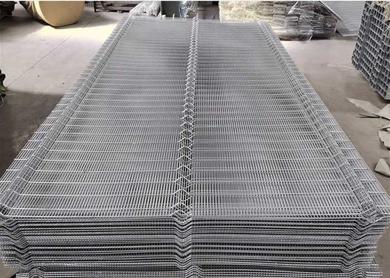 Hot Dip Galvanized After Welded Airport Security Steel Fence With Bendings
